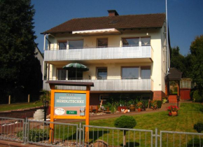Отель Haus Herdlitschke - auch für Monteure  Полле